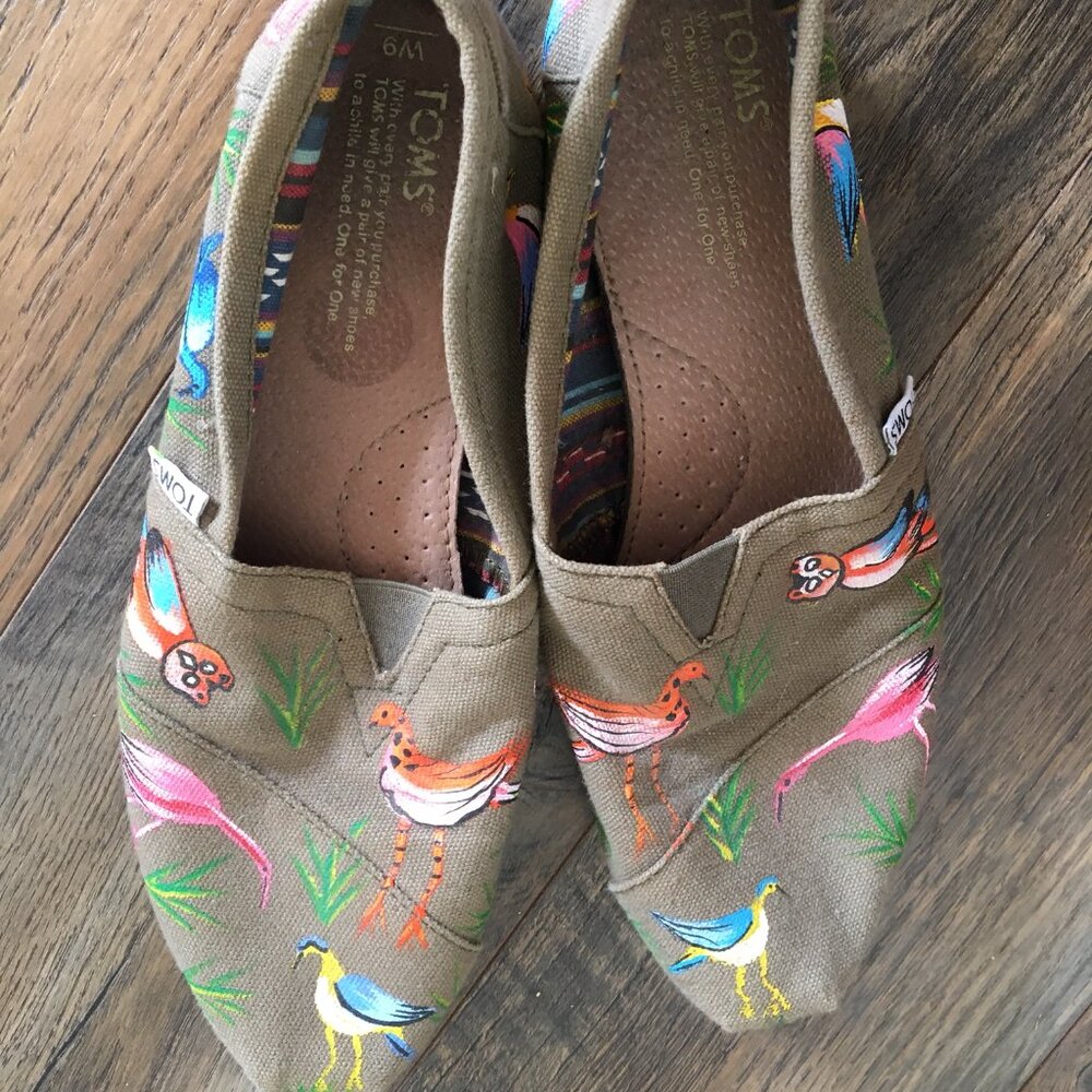 Toms shoes